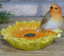Resin Red Robin 'Edwin' Bird Feeder Bath – Decorative Garden Ornament Sculpture