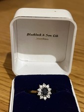 Vintage 18ct Gold Sapphire & Diamond Cluster Ring Gatwards of Hitchin 1989/90 3g