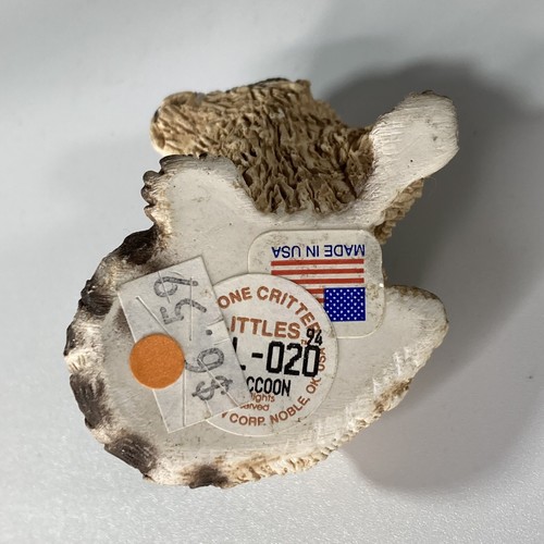 Vintage 1980s Stone Critters Littles Raccoon Lot of 2 Refrigerator Magnets - Picture 7 of 12