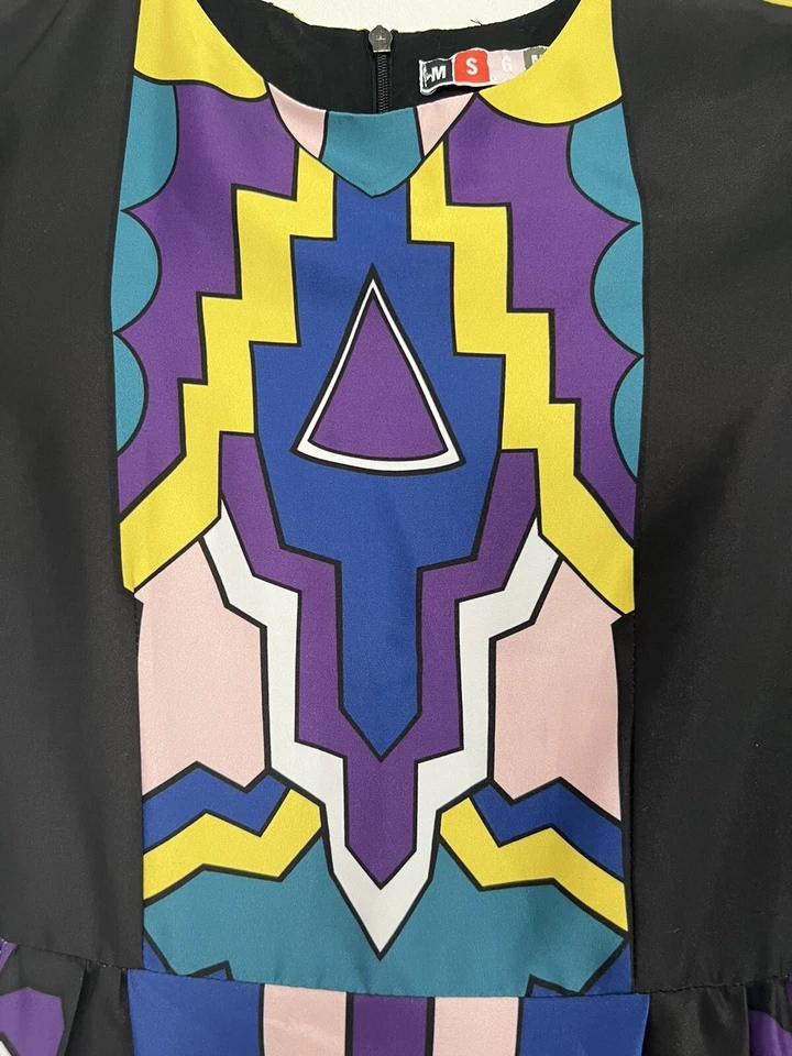 Vestido MSGM Niñas Manga Corta Azteca Multicolor Estampado Geométrico Talla 10 Foto 3 de 4