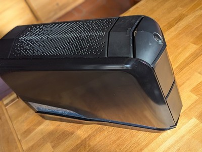 Alienware Aurora R2 - Intel i7, 12GB RAM, 500GB SSD, AMD Grafikkarte, Windows 10