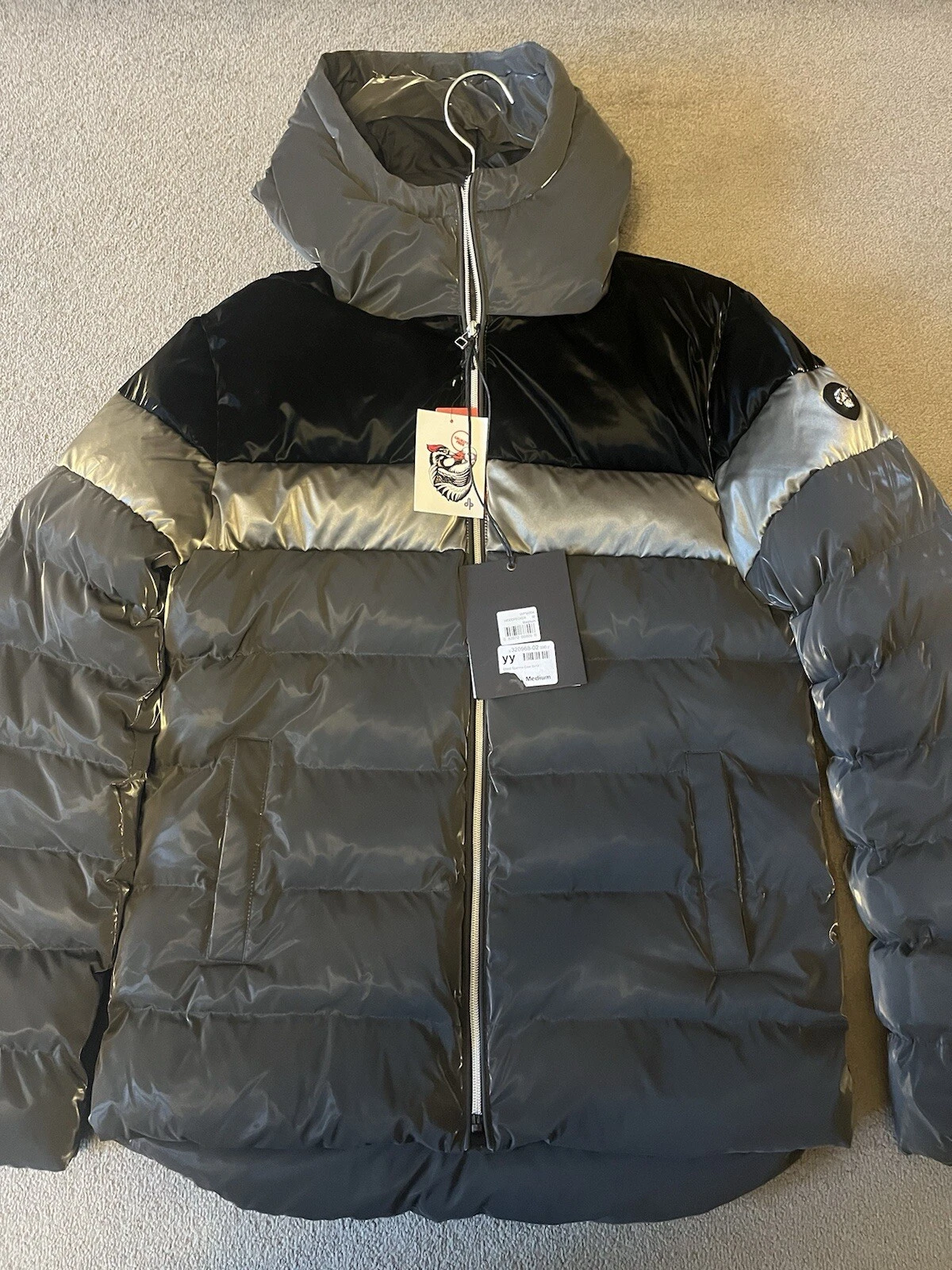Mens Woodpecker Sparrow Shiny Grey Puffer Jacket - Size M - New With Tags