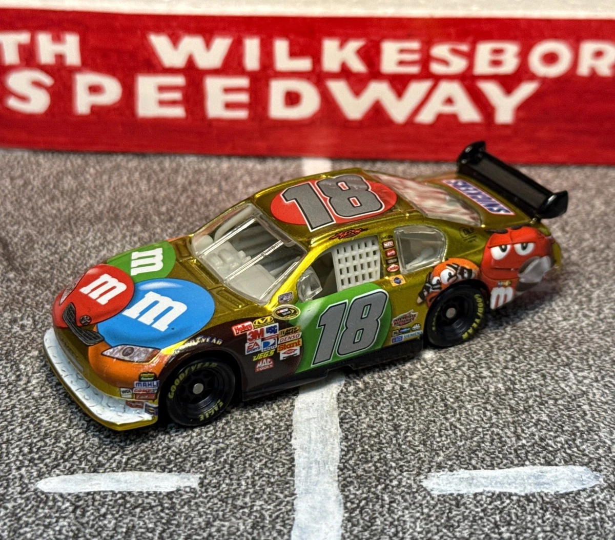 Kyle Busch Diecast Racing Cars 2008 Vehicle Year for sale | eBay