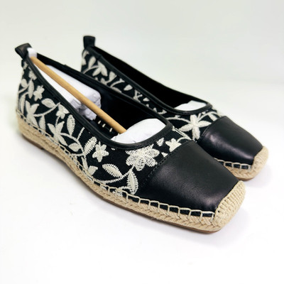 Vince Camuto Women s Miheli Slip-On Espadrille Flats Black Cream Size 6.5