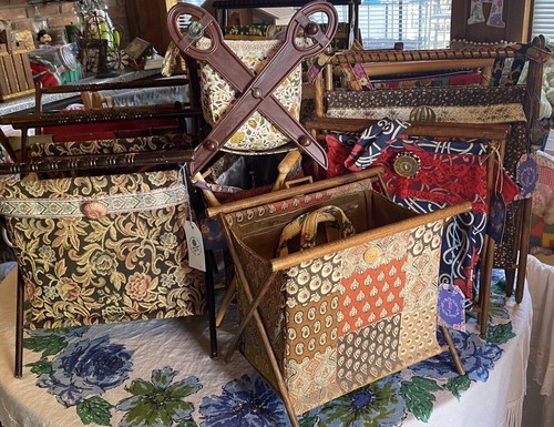 Wood Farm Box 2 Sewing Pin cushions Rhinestone Machine Charm Notions 190 - Picture 19 of 21