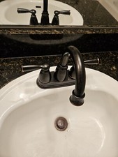 🆕 Moen Banbury 2-uchwytowy 4" Zestaw centralny Bateria łazienkowa - Śródziemnomorski brąz