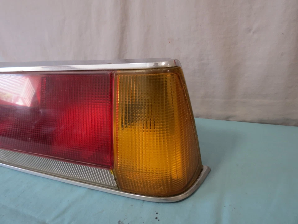 ✅ 80-87 Peugeot 505 ESQUINA EXTERIOR QTR MTD luz trasera derecha PASAJERO OEM Foto 2 de 4