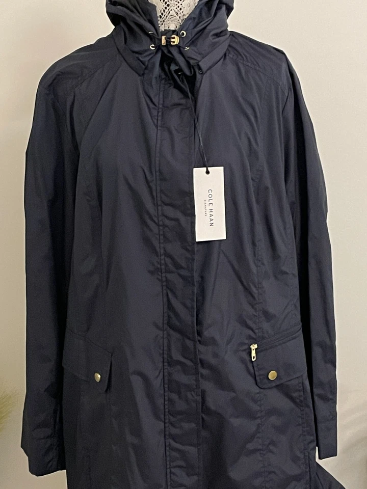 Cole Haan Navy Women Travel Packable Hooded Rain Coat w Pouch Back Bow NWT 2X - Image 2 of 4