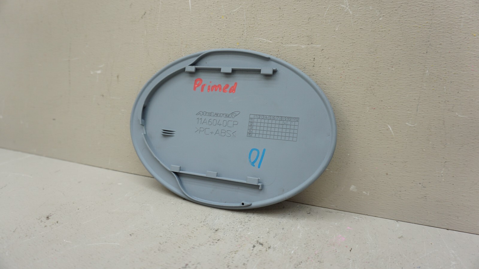 2012-2014 MCLAREN MP4-12C REAR FUEL GAS TANK FILLER DOOR LID COVER OEM 11A6040CP