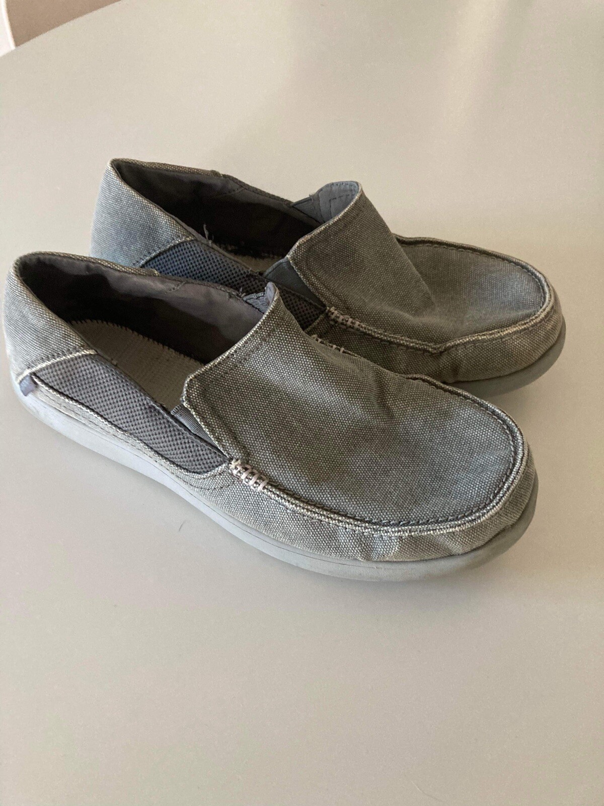 Crocs Santa Cruz Slip-On Loafers Tan Gray Size 9 No Insoles Good Condition-image