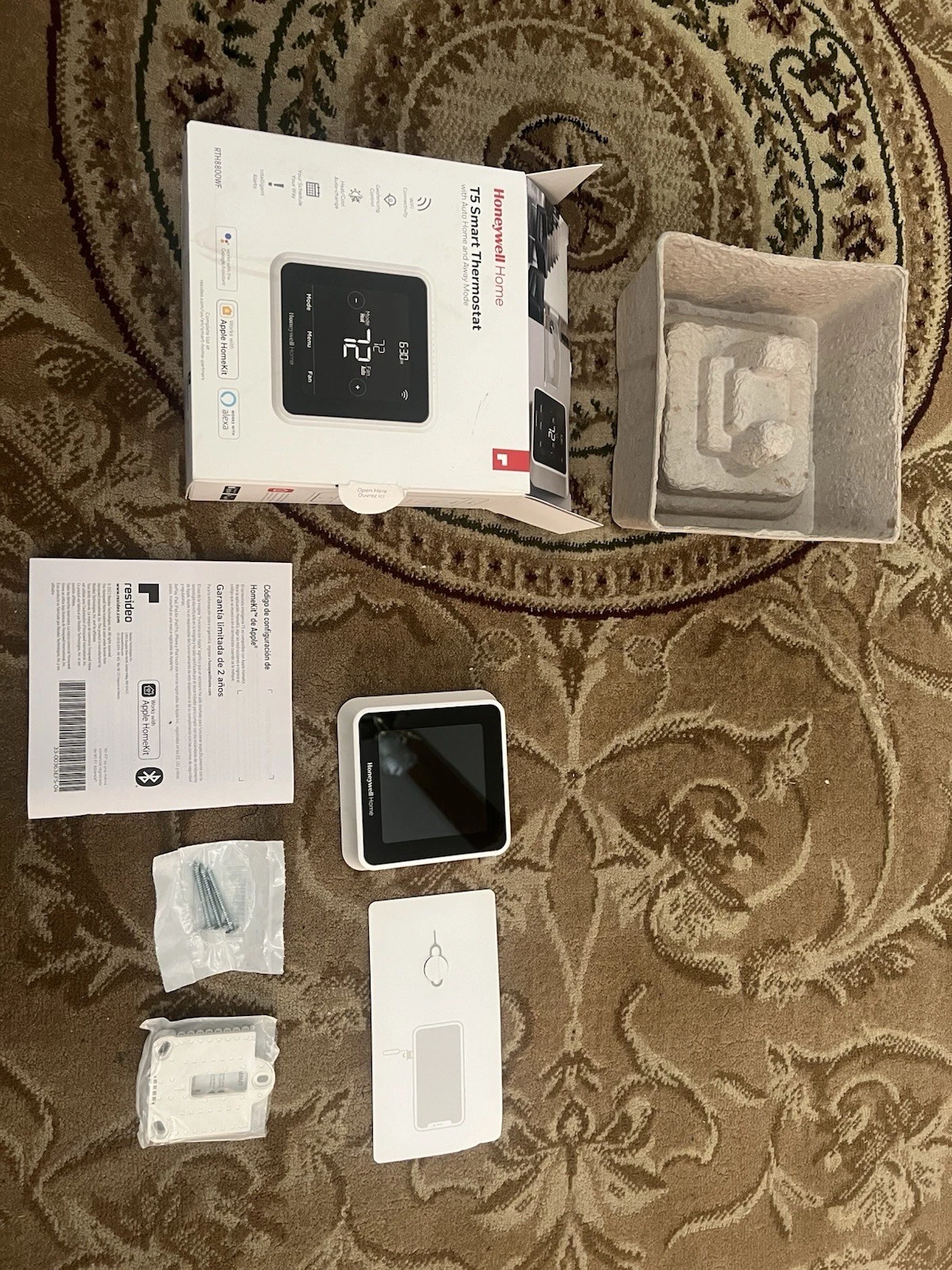 Honneywell T5 Smart Thermostat 7-Day Programmable with Touchscreen Display