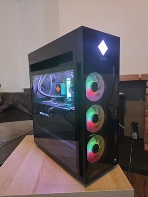 HP OMEN 45L Gaming PC Ultra 9 285K 64GB 6000 MT/s 4TB SSD!!! KEINE GRAFIKKARTE!!