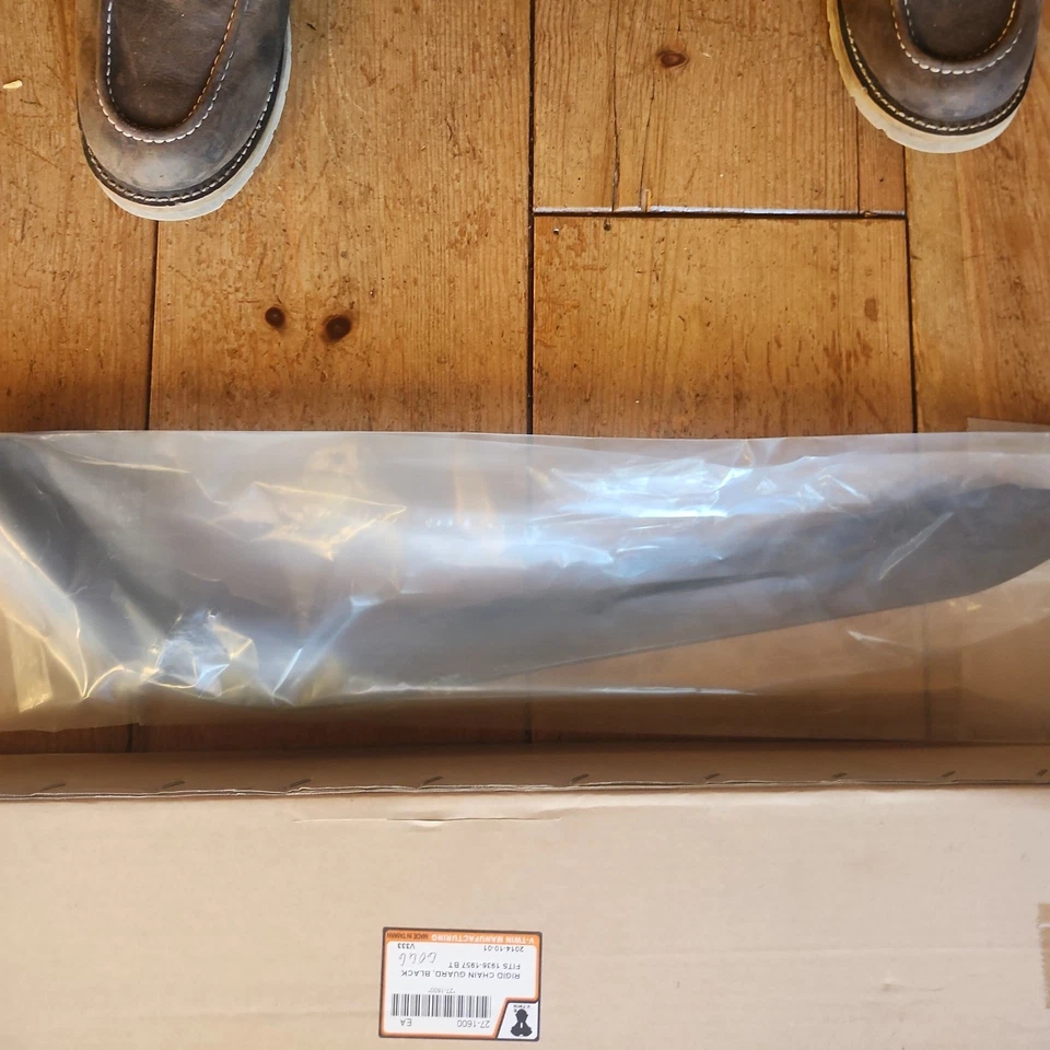 Protector de cadena negro para Harley Davidson de V-Twin Foto 2 de 3