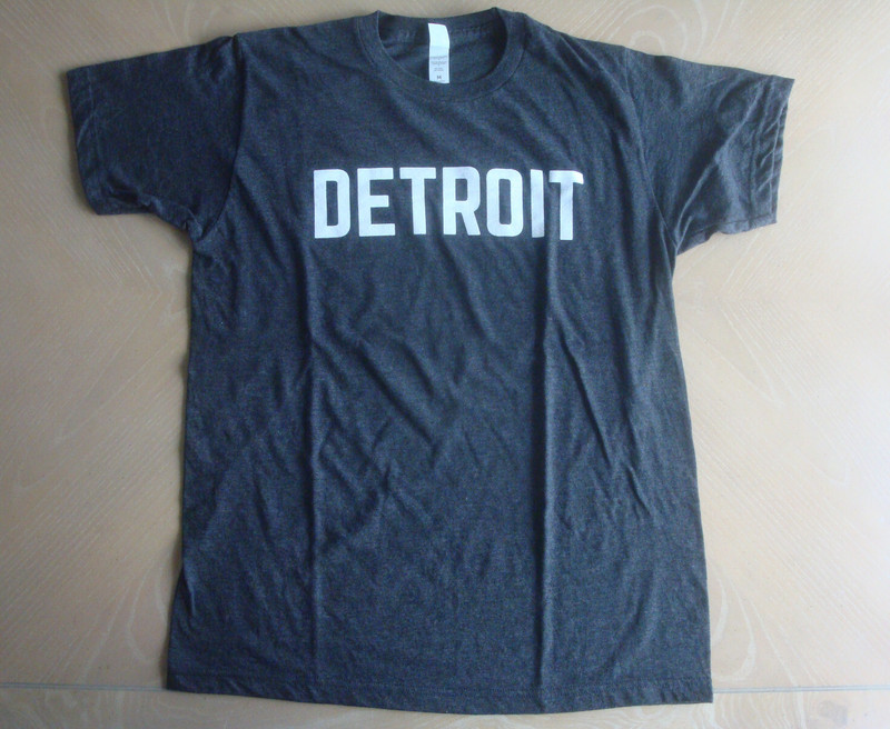 New DETROIT T-Shirt (M)