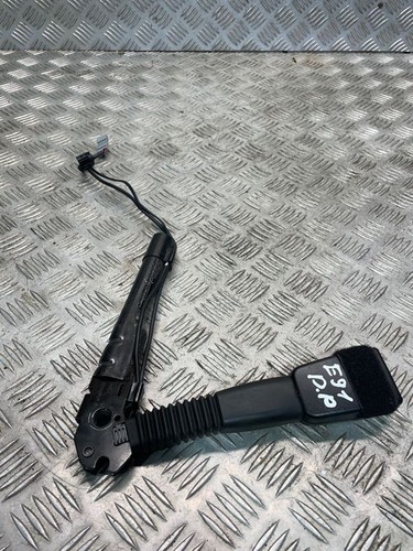 BMW 3 E90 E91 2010 Vorne rechts Gurtschloss vorne 9119542 TOF53169