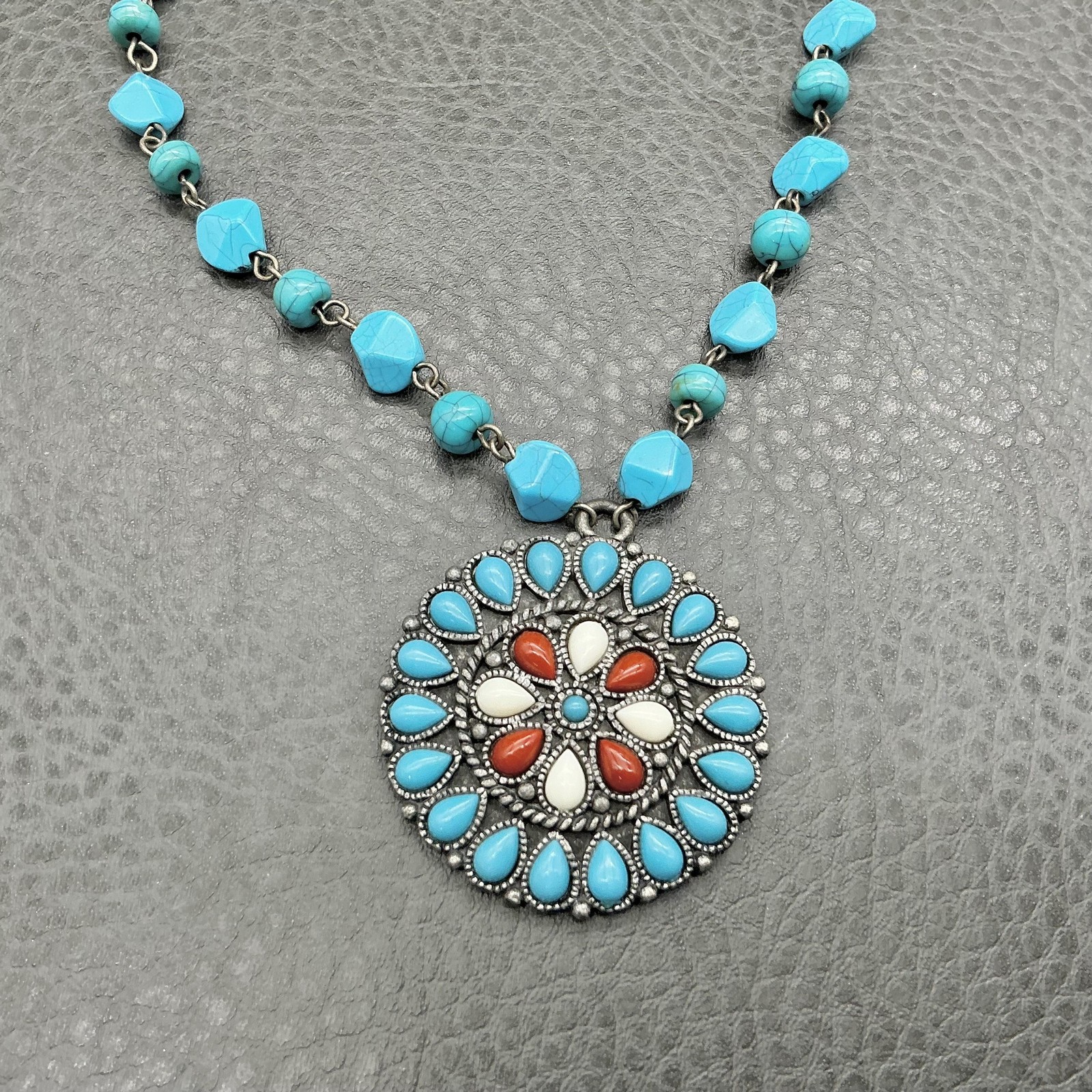 Robert Rose Turquoise Beaded Statement Pendant Ne… - image 5