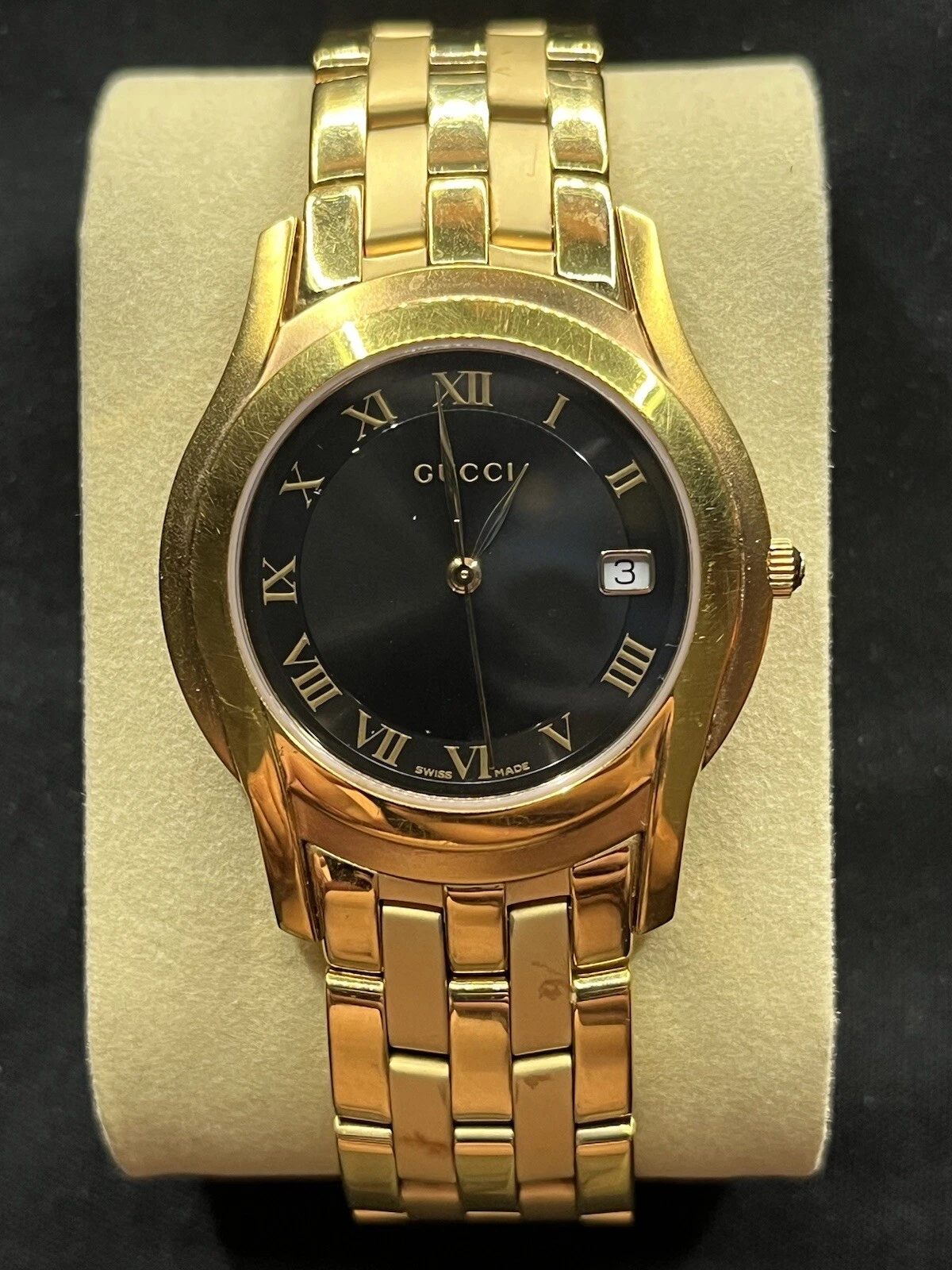 Montre pour femme Gucci 5400L plaqué or 18K cadran noir vintage 1980 1989 