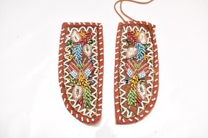 SET NATIVE AMERICAN INDIAN IROQUOIS INDIAN BEADED KNIFE SHEATH SCABBARDS