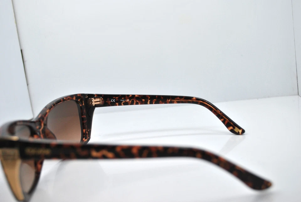 Nuevas gafas de sol ESCADA SES 259 0978  Foto 3 de 4