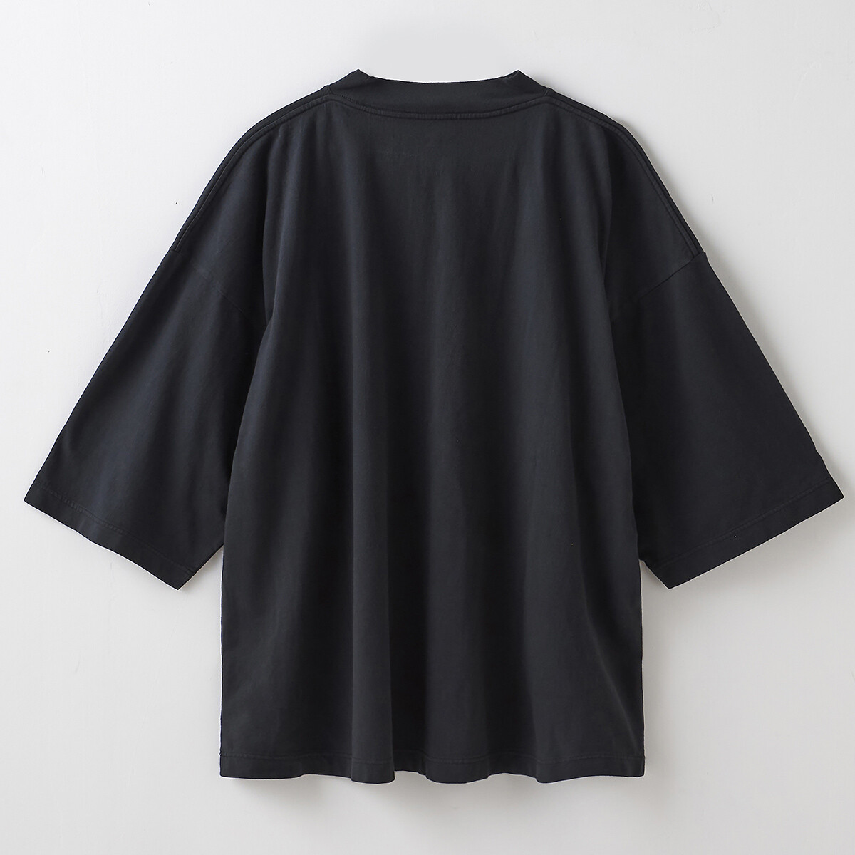 YEEZY GAP 52 LOGO 3/4 SLEEVE TEE 471310-04-2 Black Small YEEZY GAP 52 LOGO 3/4 SLEEVE TEE 471310-04-2 Black Small