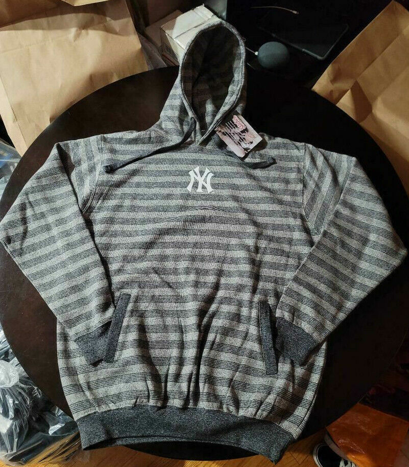 YANKEES HOODIE PULLOVER STITCHES 
