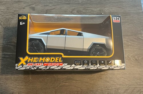 1:24 Cybertruck Model Car Pickup Truck High Simulation Diecast Cars. HXD