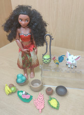 11" Disney Moana Doll + Pua Pig & Heihei Rooster Figures + Accessories.