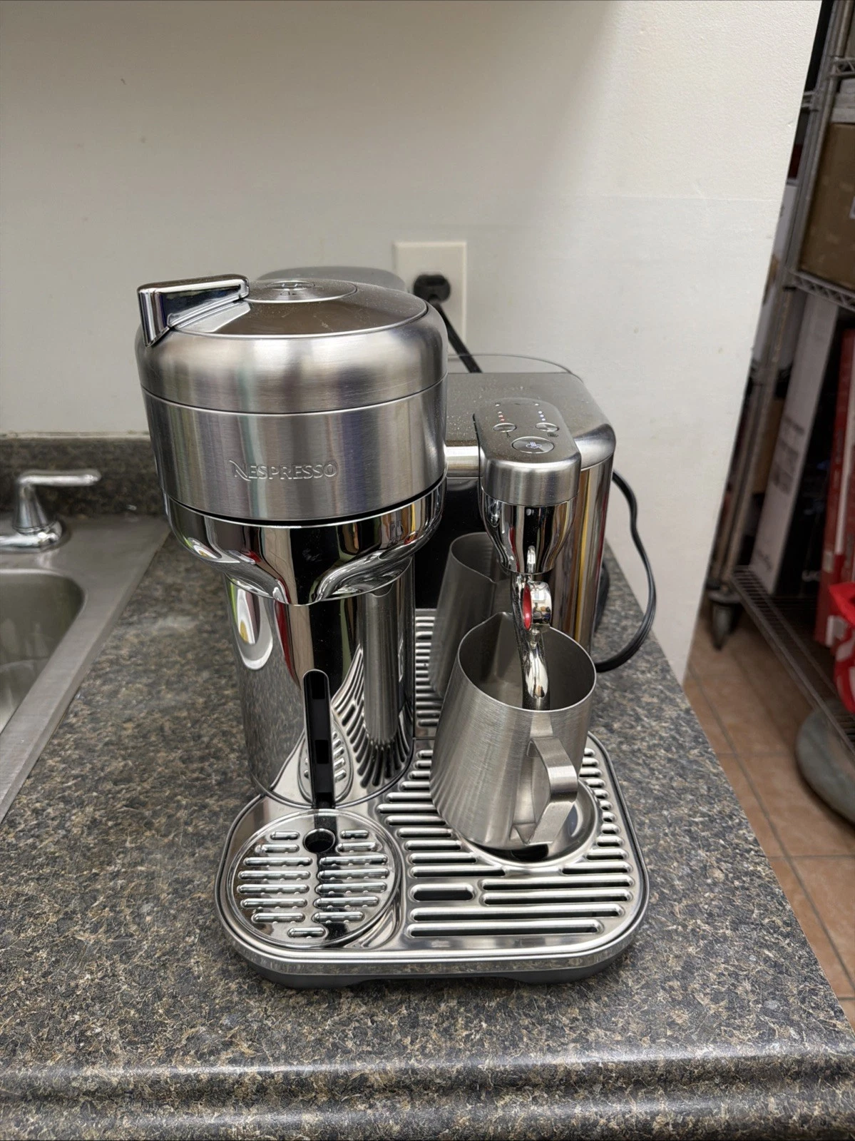 Used Breville Nespresso Vertuo Creatista BVE850BSS1BNA1 Nespresso Coffee Machine