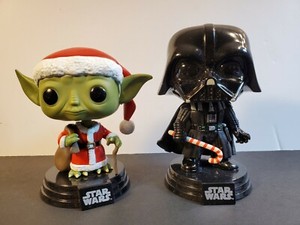 funko pop santa yoda