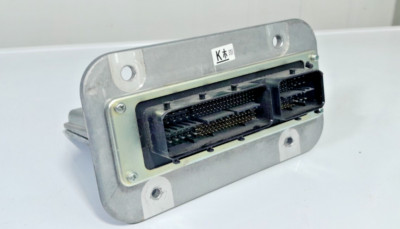 YU　A品L 20キロ 16-21 TOYOTA LAND CRUISER 200 4.6L V8 ENGINE CONTROL MODULE ECM