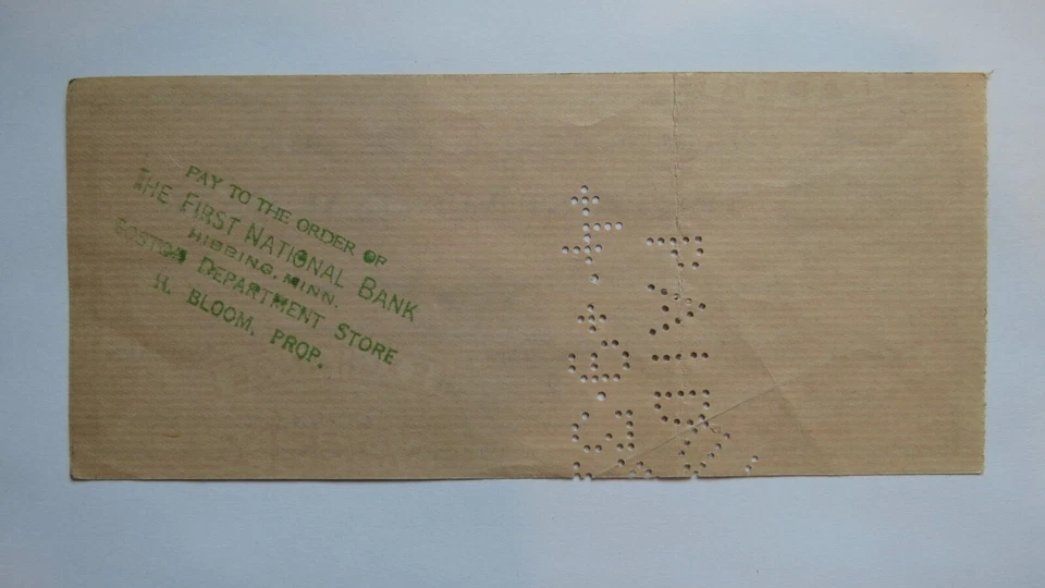 $10 1932 Hibbing Minnesota MN Cancelled Check! First National Bank  - Image 2 of 2