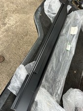 LANDROVER MILITARY WOLF/DEFENDER SOFT TOP DOOR FRAME Top Nearside