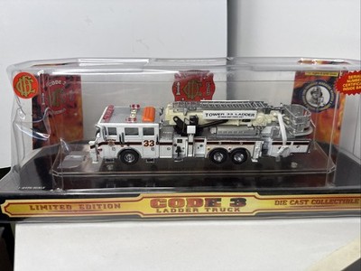 Code 3 Collectibles Kentland Seagrave Aerialscope Tower Ladder #12734
