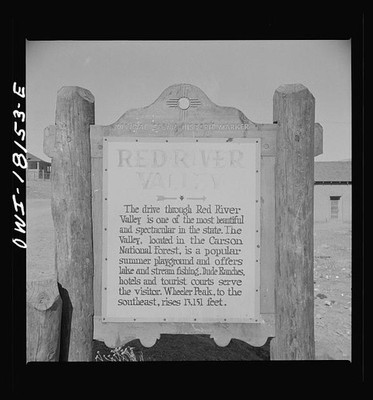 Photo:Questa New Mexico 1943 Red River Valley Historic Marker Sign