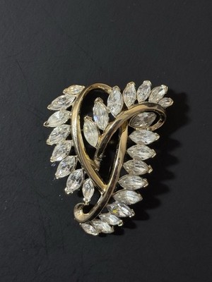 Vintage Crown Trifari Gold Tone Marquis Clear Rhinestones Brooch