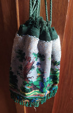 antikes Perlt&auml;schchen,  Handarbeit mit feinsten Glasperlen Biedermeier Zeit