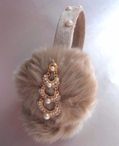 Scream-Queens-Ear-Muffs-Beige-Billie-Lourd-Earmuffs-Pearl-Beaded-Headband-Fluffy