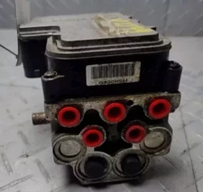 2001-2002 Chevy Silverado 2500 GMC Sierra 2500 ABS Anti Lock Brake Pump Assembly