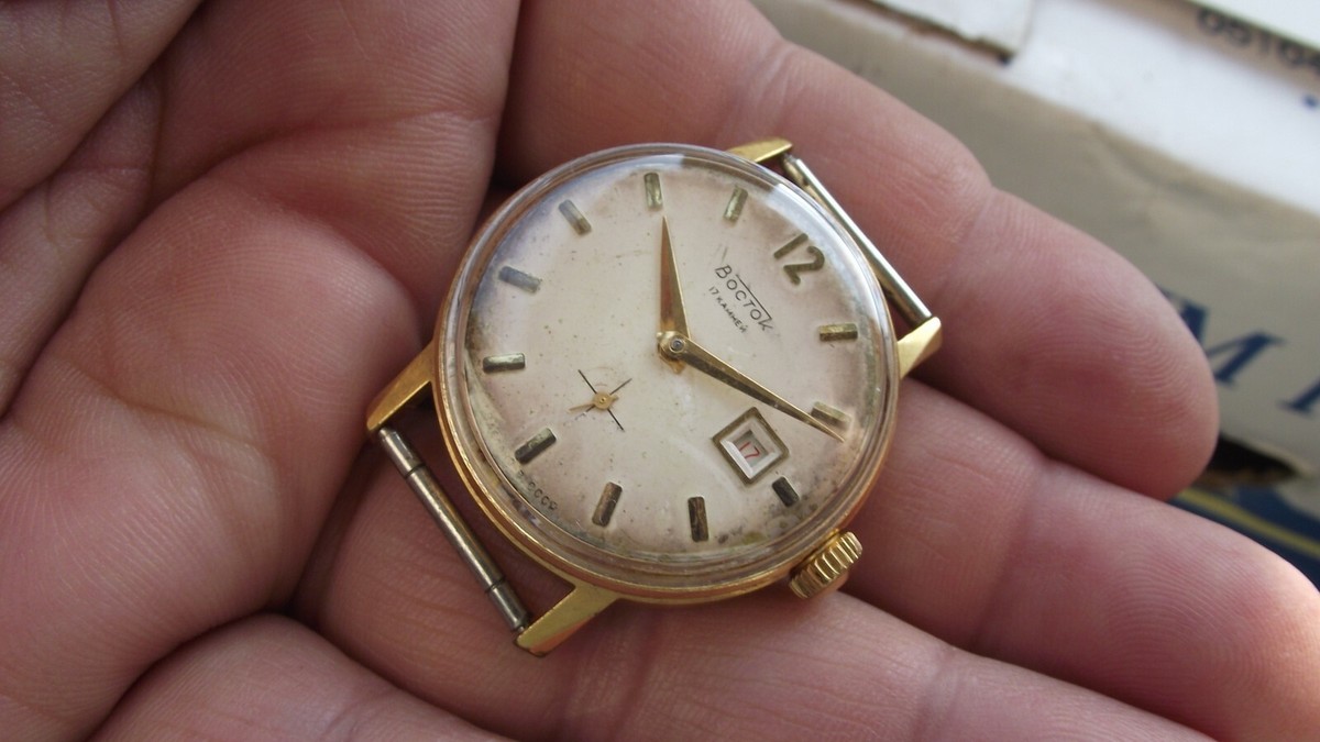 Vintage WOSTOK WATCH 17 jew. mechanical 2605 Gold plated / RUSSIAN
