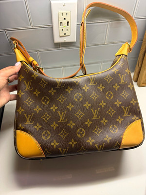 Louis Vuitton Monogram Shoulder Bag Brown Tan Zip Adjustable Strap Medium