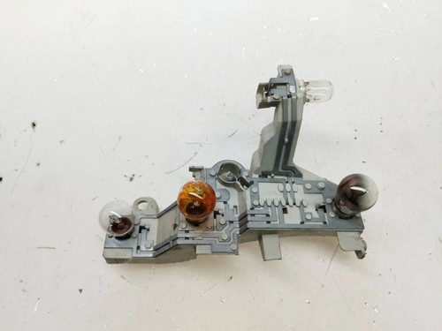 BMW 1 E81 E87 2007 Diesel Glühbirnenhalter Heckleuchte 7164963 GENUINE