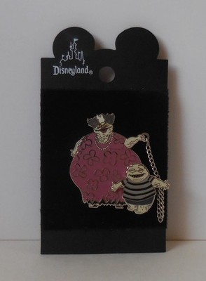 Disney DLR Corpse Mom and Corpse Kid On Chain The Nightmare Before Christmas Pin