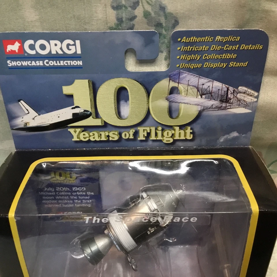 Corgi 100 Years of Flight Apollo 11 Command Module W/Stand CS90142 Retired New - Image 2 of 4