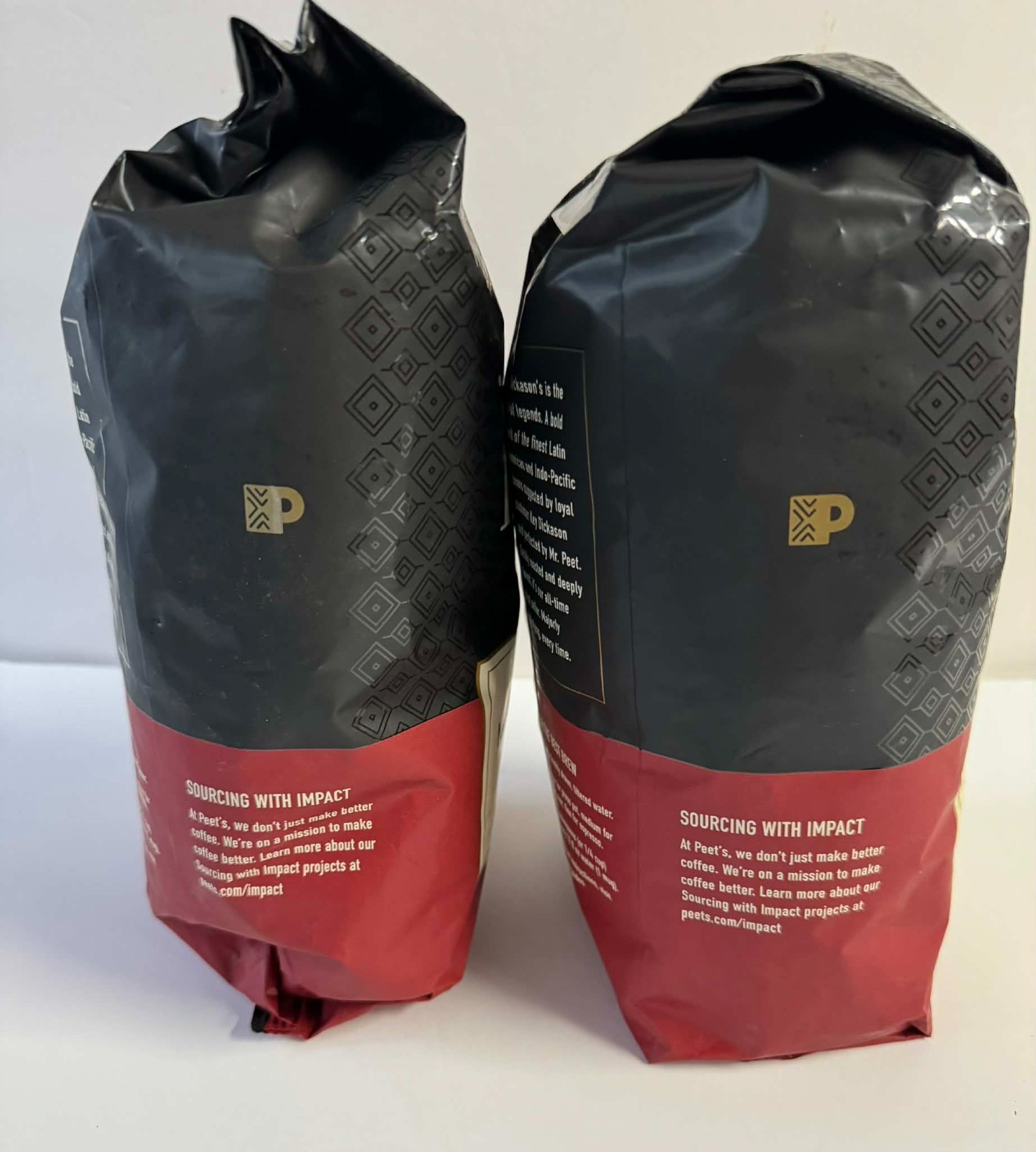 Peet's Coffee Dark Roast Whole Bean. Major Dickason&rsquo;s 2 Bags 32oz each 4LB total