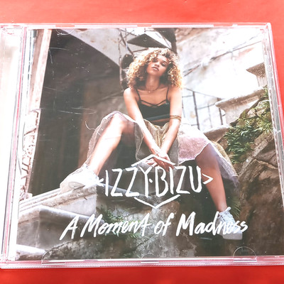 Izzy Bizu  -  A Moment of Madness