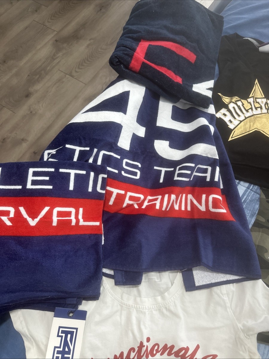 F45 Training Apparel Bundle – 11 Shirts, 3 Towels & Heart Rate Monitor (XS) View 5