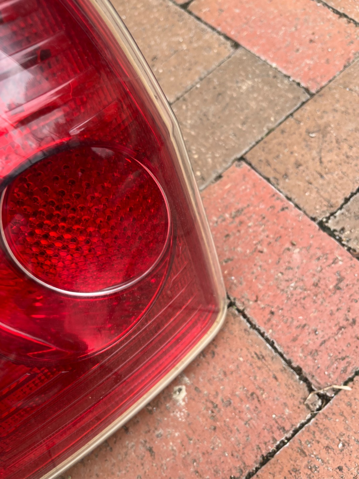 Maserati Quattroporte 2003-2008 Right Tail light bulb