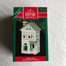 1990 Hallmark Nostalgic Houses and Shops Holiday Home New W/Box