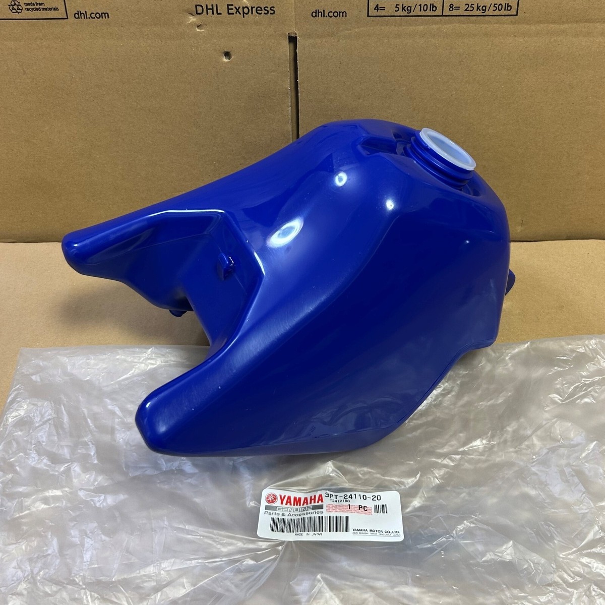 YAMAHAヤマハ BlueJeans Professinal NEW】Yamaha Genuine 1998-2006 PW50 Fuel tank comp 3PT-24110-20-00