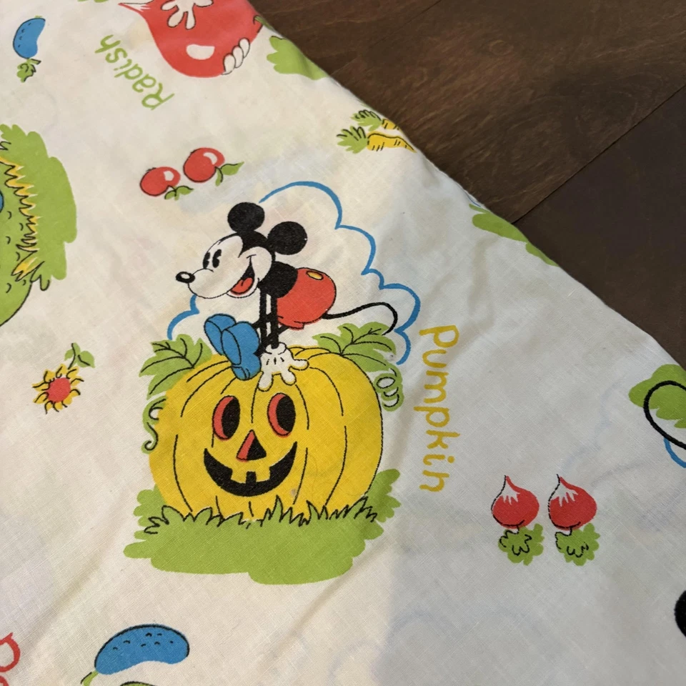 Funda de Almohada Disney Vintage Halloween Granjero Mickey Donald Margarita Jardín Años 70 Años 80 Foto 3 de 4